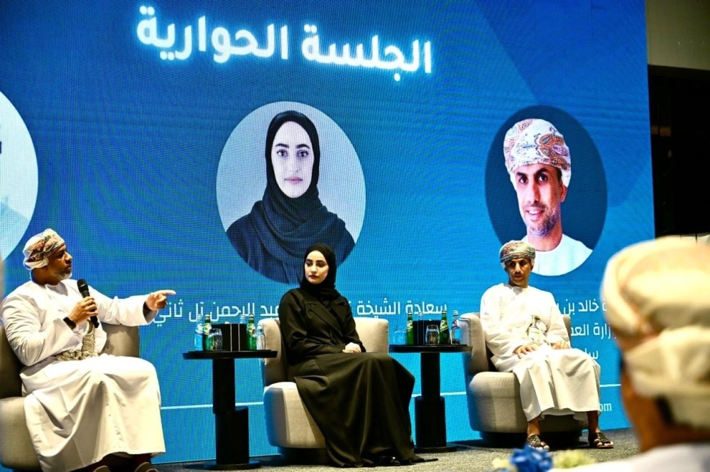 Oman opens first overseas labour office in Qatar