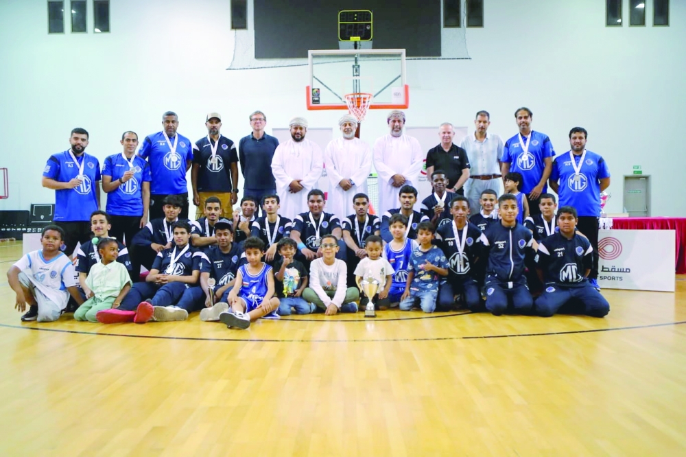 Nizwa received bronze medals for securing third place