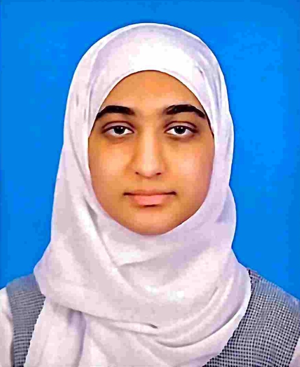 ISRAA MOHAMMED SADIQUE SHAIKH (98.4%) CLASS-XII
