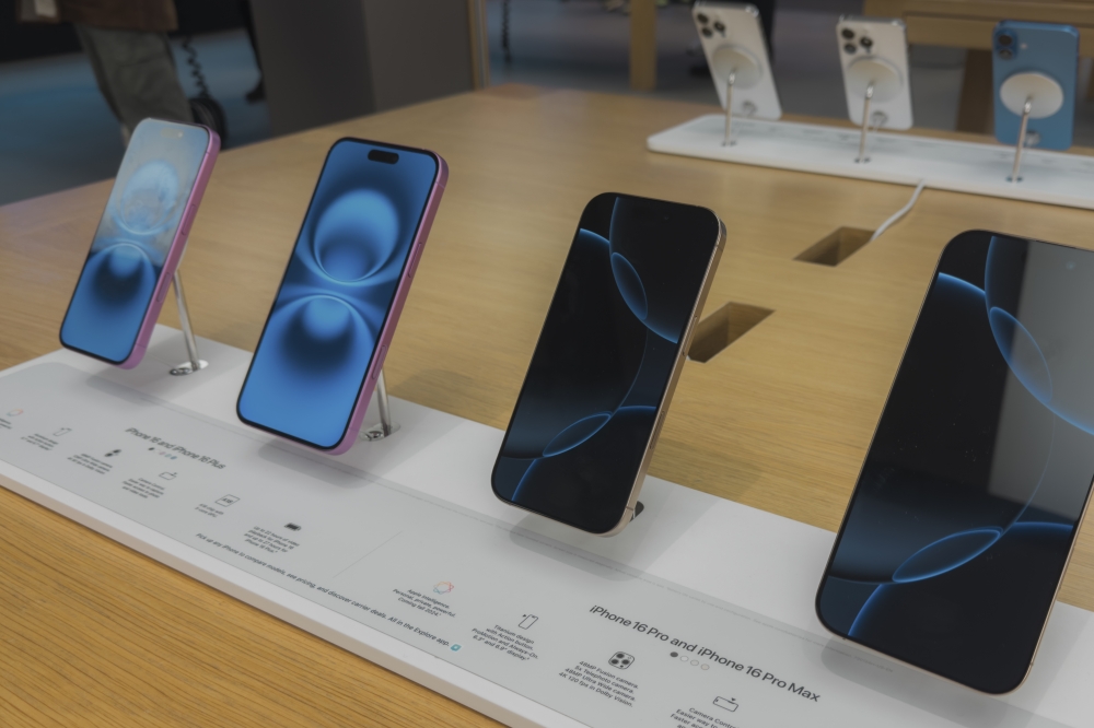 Apple iPhone 16 phones on display at an Apple store in Manhattan, Jan. 25, 2024. (Juan Arredondo/The New York Times)