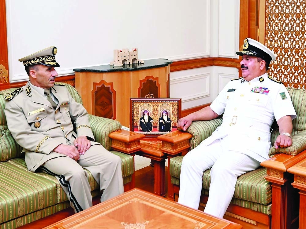 Both sides exchanged discussions on several matters of mutual interest, particularly in academic fields. - ONA