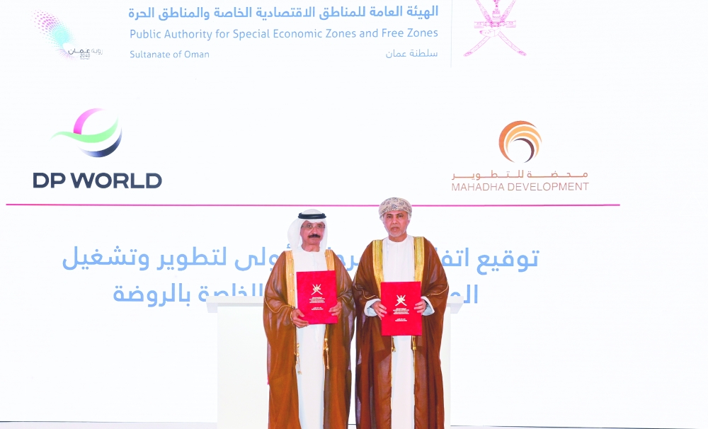 Signing on behalf of OPAZ was Eng Ahmed bin Hassan al Dheeb, Vice-Chairman of OPAZ, while Sultan Ahmed bin Sulayem, Chairman and CEO of DP World, represented the Emirati side.