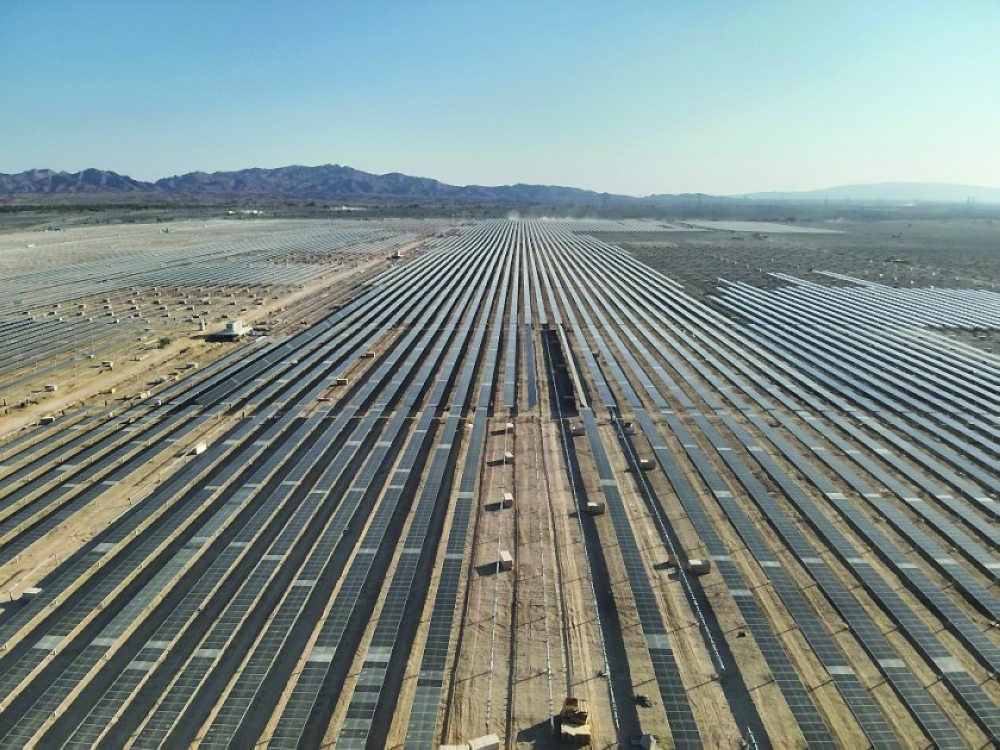 The Manah I and Manah II Solar IPPs reached significant milestones, with the latter completing acceptance testing four months ahead of schedule.