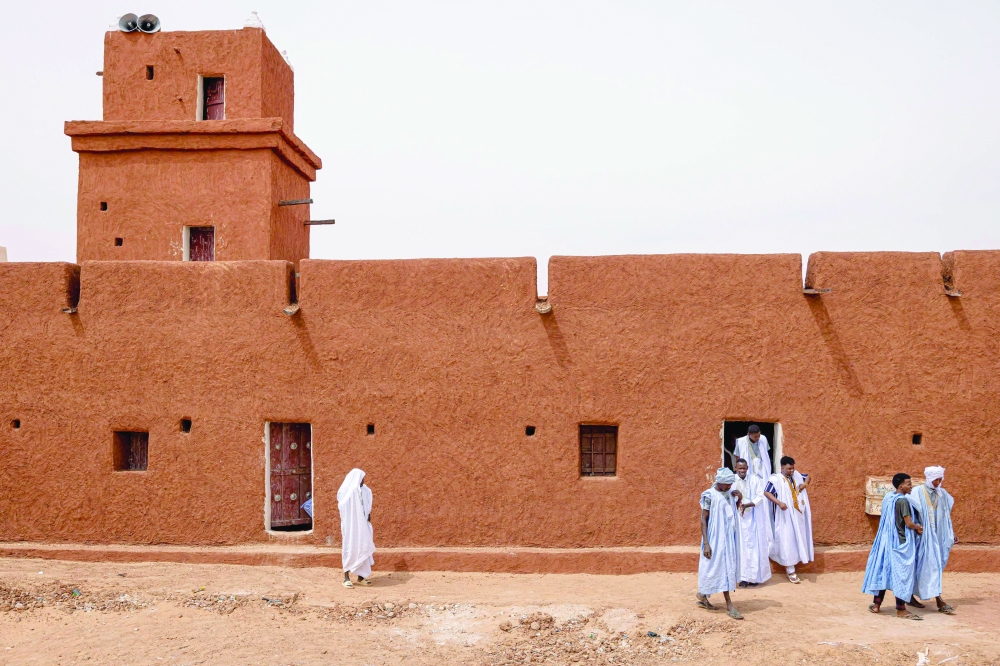 Ancient town and its manuscripts face ravages of the Sahara
