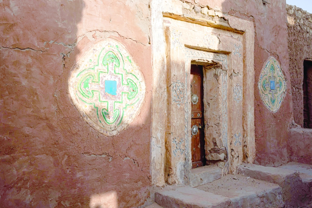Ancient town and its manuscripts face ravages of the Sahara