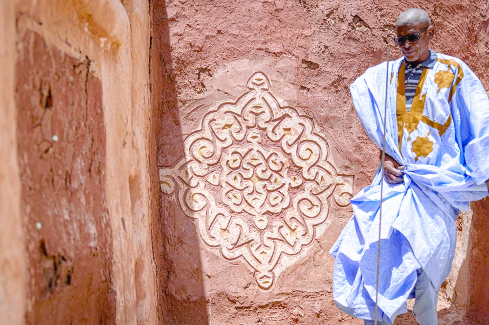Ancient town and its manuscripts face ravages of the Sahara