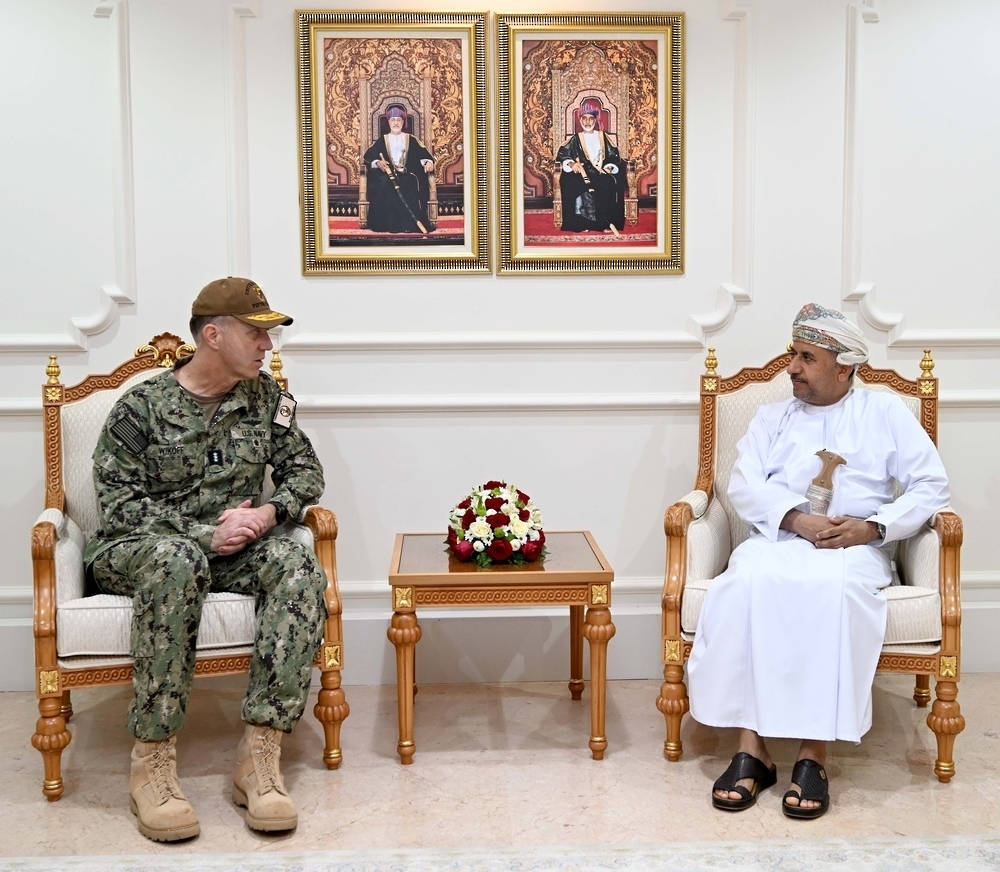 Dr Mohammed al Zaabi with Vice Admiral George M Wikoff.