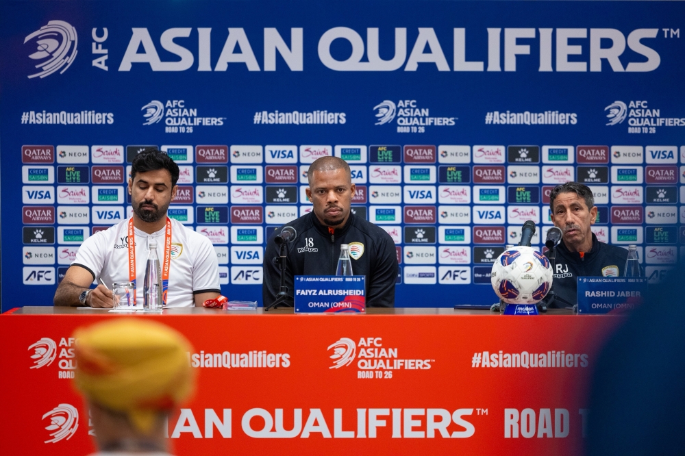 The press conference before the match
