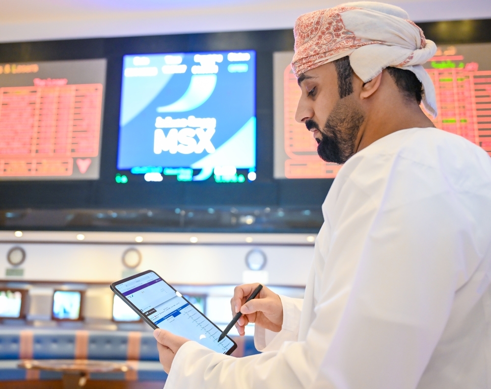 The MSX’s main index closed at 4,578 points, up 17 points.