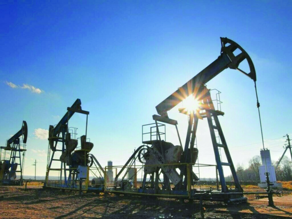 Higher oil prices would drive up inflation, slow economic growth and complicate monetary policy decisions in both developed and emerging economies.