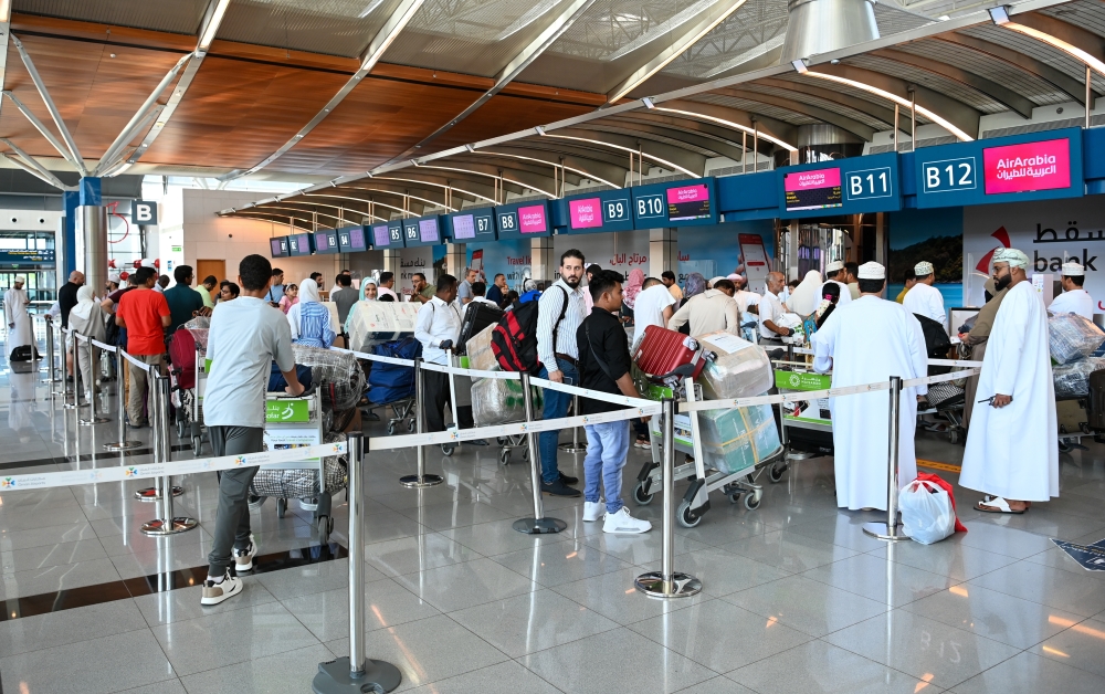 Muscat International Airport handled 4,222,789 passengers during the first four months of the year.