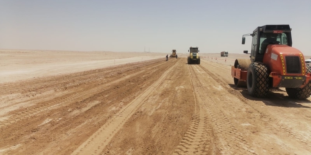 Construction works underway along the Sultan Saeed bin Taimour Road between Muqshin and Dawkah.