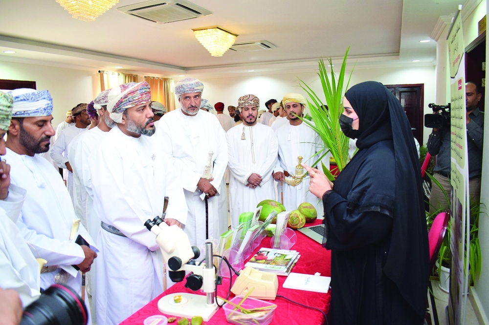 Farmers displayed a wide variety of high-quality products such as organic fruits and vegetables, natural honey, dairy goods, and livestock. (Picture: Ali Said al Awaid)