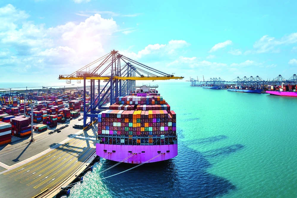 The US accounted for more than RO 2.8 billion in new investments.