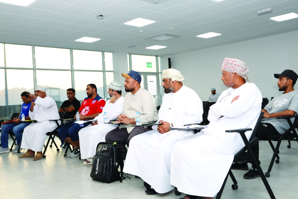 The meeting was attended by Marwan al Jumaa, Chairman of the Board of Directors of the Association