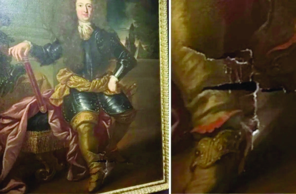 Tourist taking a selfie damages painting in Italy's Uffizi Gallery