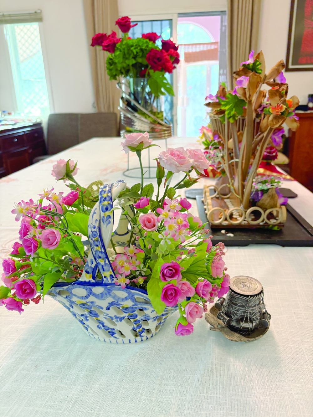 The Music of Flowers session held at the Muscat residence of Devyani Sampat