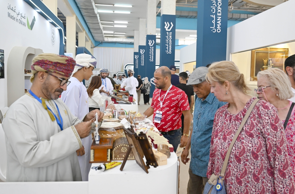 Oman pavilion was designed as an integrated Omani village featuring landmarks