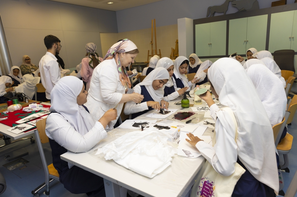 Specialised workshops introduced traditional Russian handicrafts, arts to Omani students