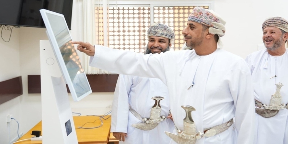 The event was held under the auspices of Eng Masoud Said al Hashmi, Governor of South Al Batinah. - ONA