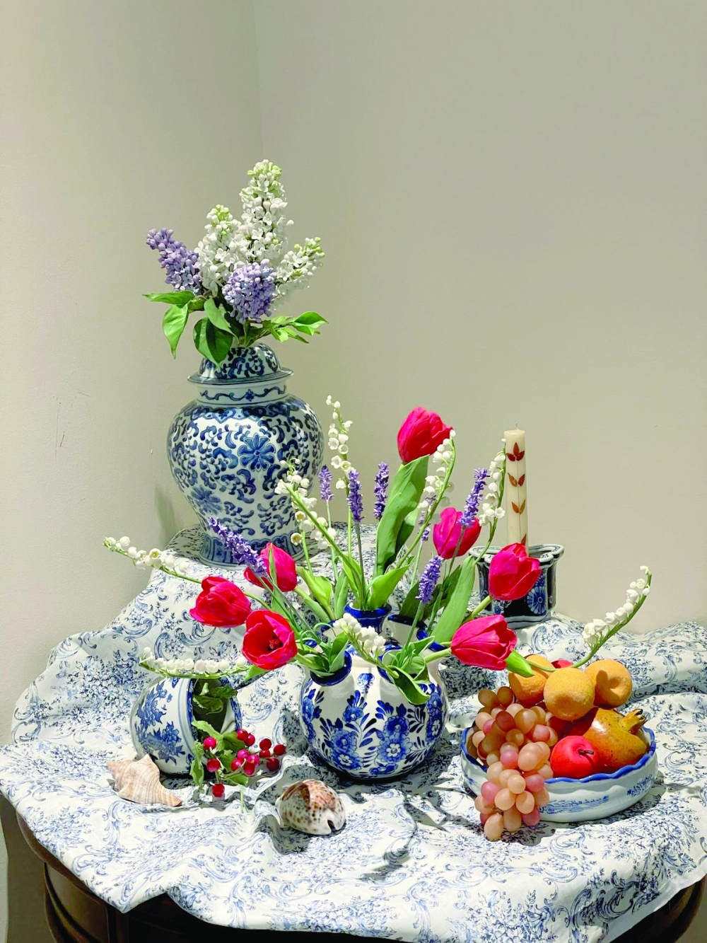 Still life in chinneoserie  style