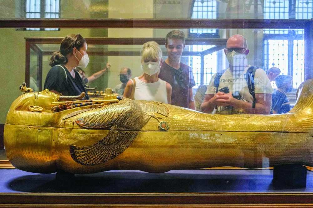 Egyptian conservators give King Tut's treasures new glow