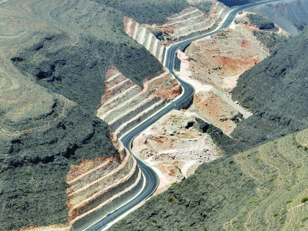 The Arqut-Sarfait road in Dhofar