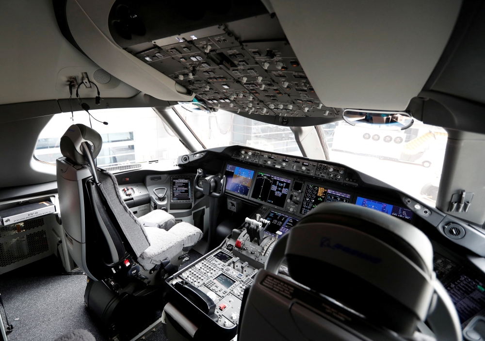The cockpit of a Boeing 787-10 Dreamliner 