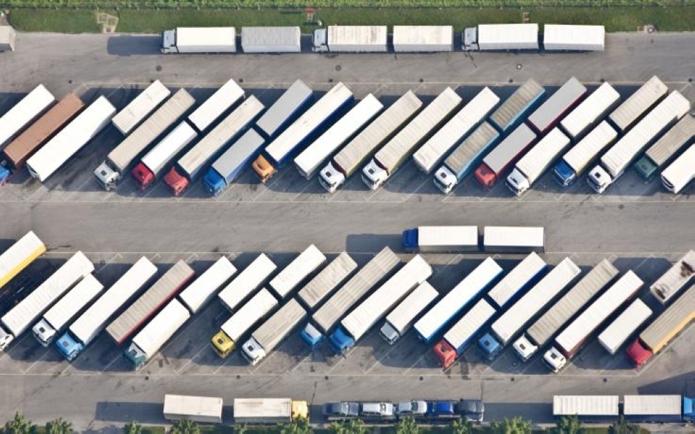 parking-area-trucks_copy