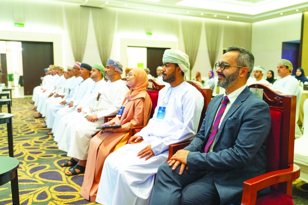 The programme features expert-led lectures, thematic sessions, interactive discussions and field visits