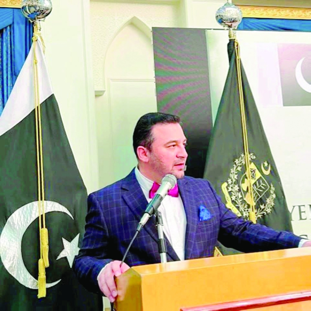 Recognition for Syed Shaandar Ali Shah Bukhari, a well-known social worker in Muscat