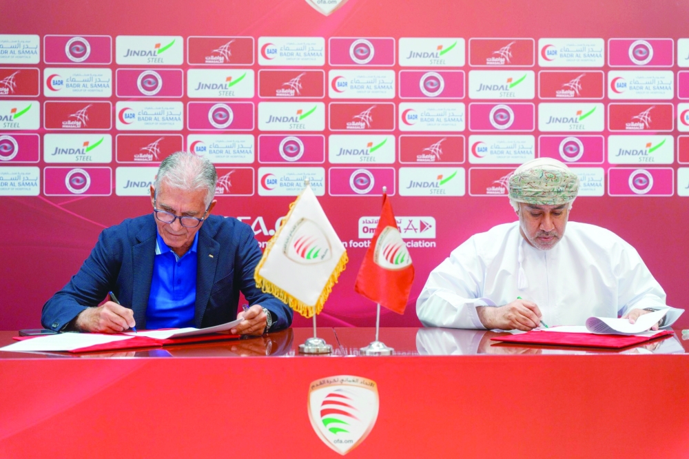 The agreement was signed by Sayyid Sulaiman al Busaidy, Chairman of OFA, and Carlos Queiroz
