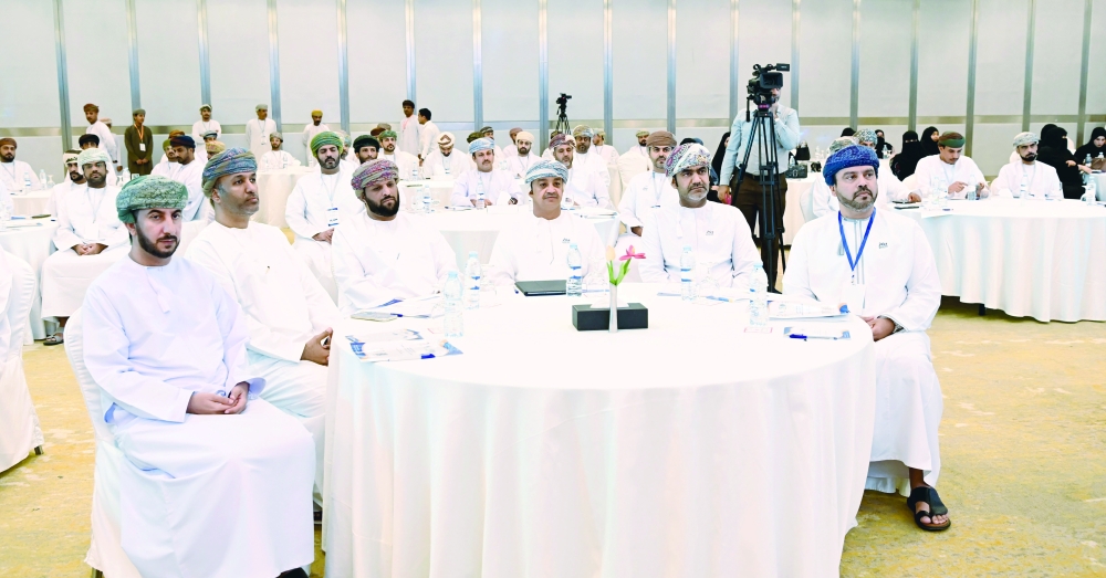 The opening ceremony was held under the auspices of Dr Ahmed bin Mohsin al Ghassani, Chairman of Dhofar Municipality.