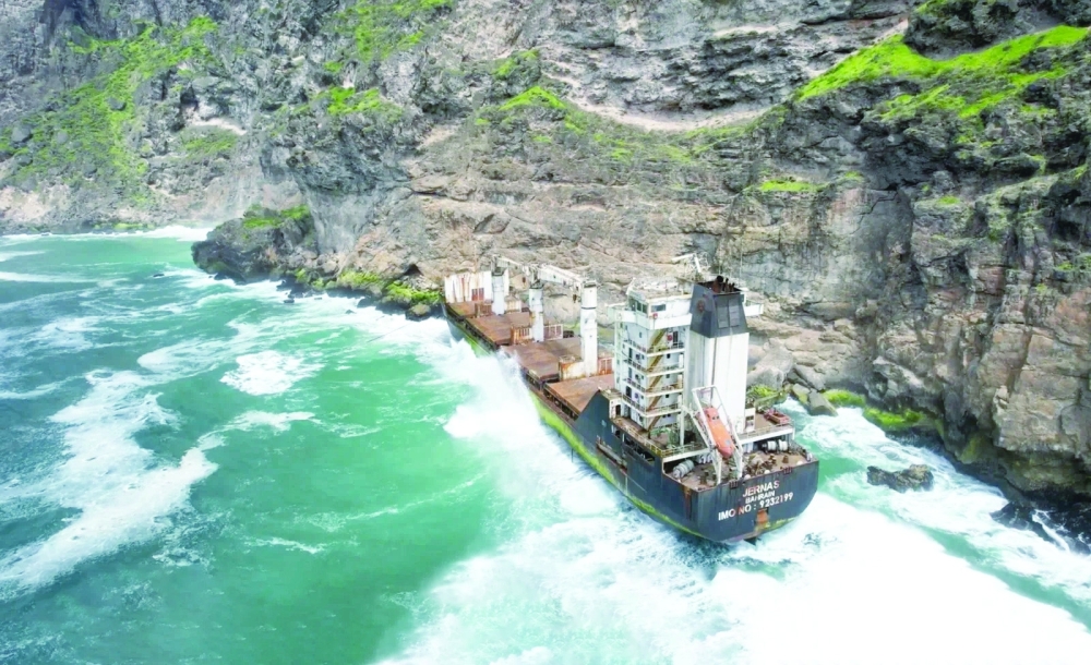 Eftalquot: A Hidden Coastal Gem for Trekkers, Stargazers, and Nature Lovers