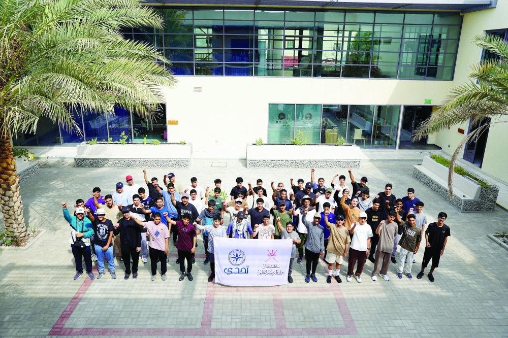
The programme includes 37 specialised training courses with the participation of 740 male and female students from various governorates. — ONA 