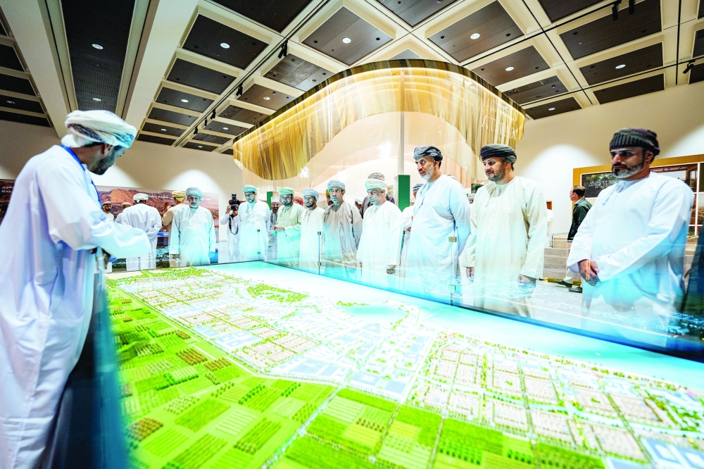 
The exhibit, which will run from July through September 2025, is part of the ministry’s mission to raise awareness about Oman’s urban development vision. 