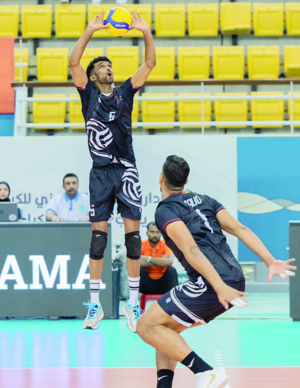 
This encounter carries extra weight, as the two teams previously met during the preliminary round. 