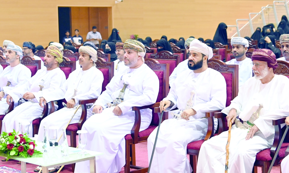 The closing ceremony was held under the auspices of HH Sayyid Marwan bin Turki al Said, Governor of Dhofar, in the presence of Dr Mohammed bin Said al Maamari, Minister of Awqaf and Religious Affairs, and senior government officials. - ONA