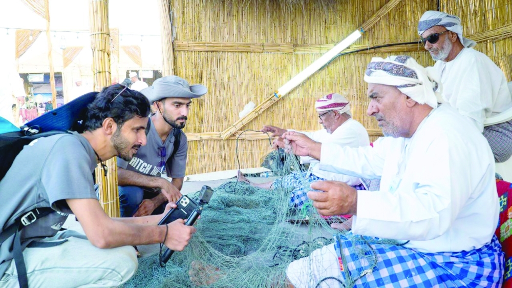 Duo conquers 1,000 km with noble messages