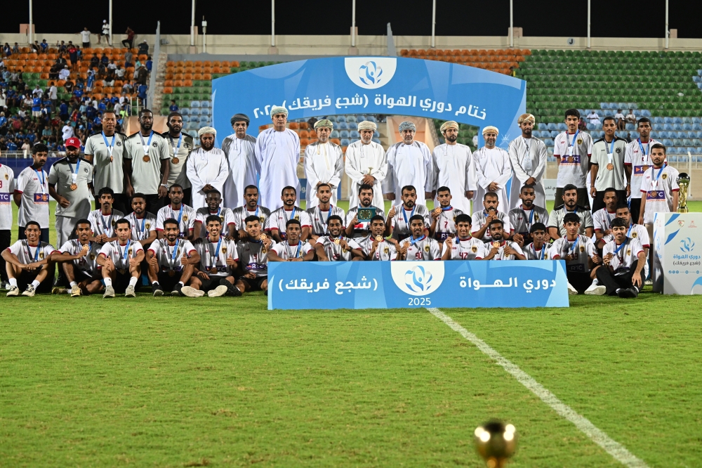 Hadri Bilad players with their bronze medals. -- Abdulwahid al Hamadani