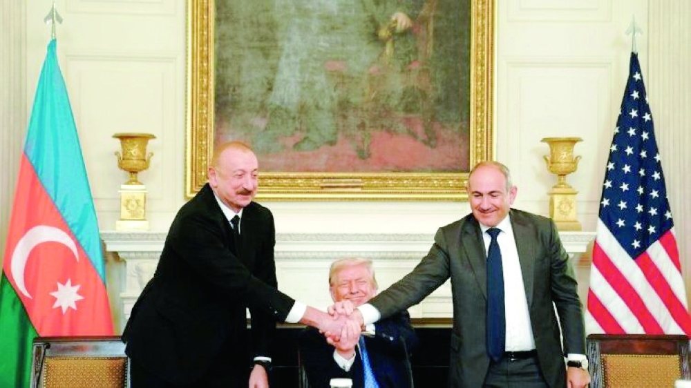 Armenia and Azerbaijan have signed a peace deal at the White House that aims to end decades of armed conflict that killed tens of thousands