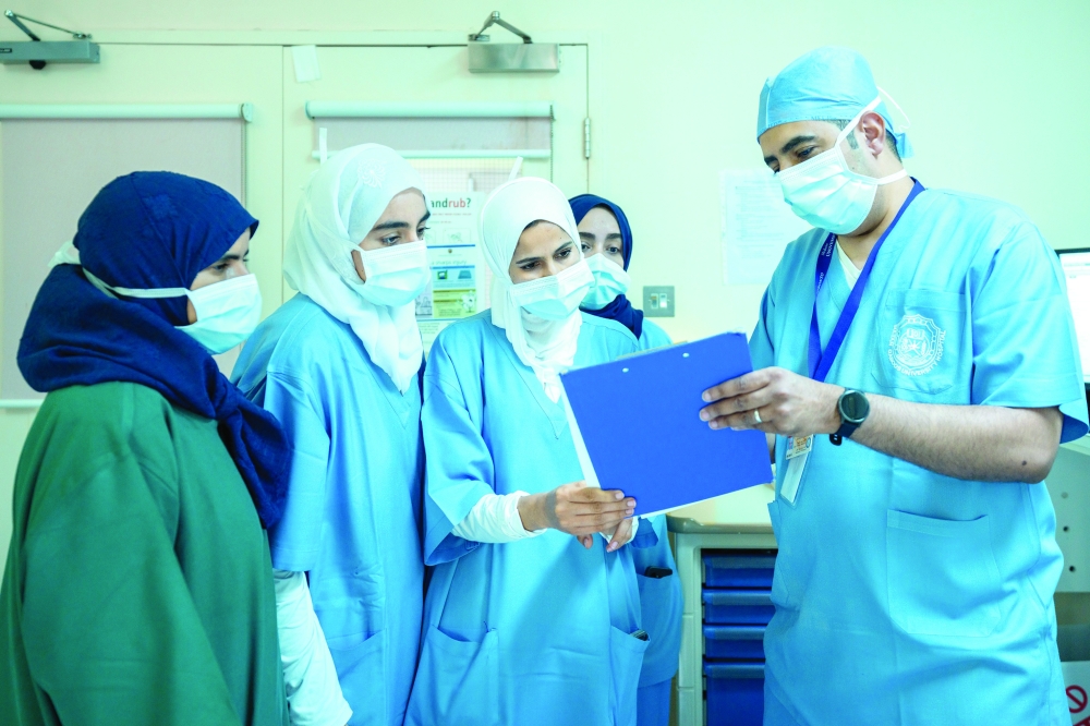 
By introducing CAR-T cell therapy through the University Medical City, Oman takes a step towards medical self-sufficiency and cost reduction compared to overseas referrals. 