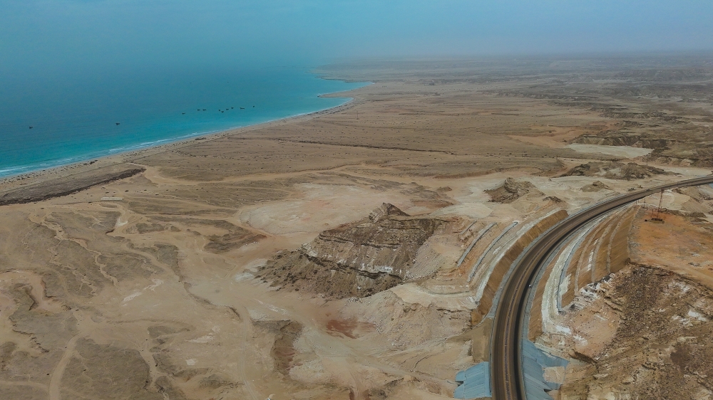 The new road will connect the tourism area with the fishing port and the fisheries and food industries complex