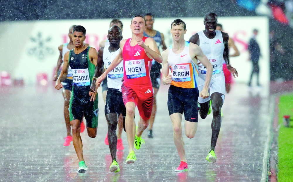 Josh Hoey of US in action during the men's 800m final REUTERS/Denis Balibouse