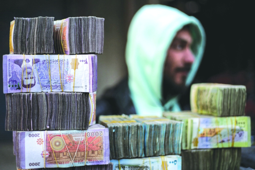 Syria to issue new banknotes in December, sources say