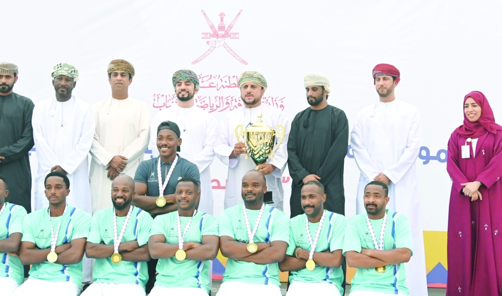 Taqa Club bagged the first place, followed by Mirbat Club in second, and Salalah Club came third