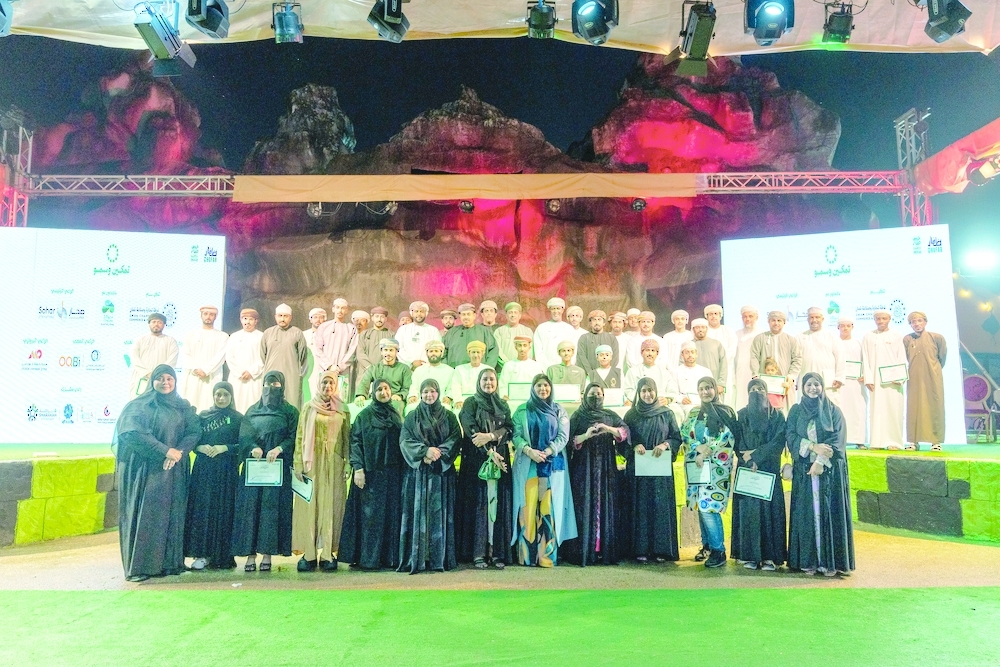 The exhibition featured over 75 SMEs from sectors including tourism, retail, restaurants, and handicrafts