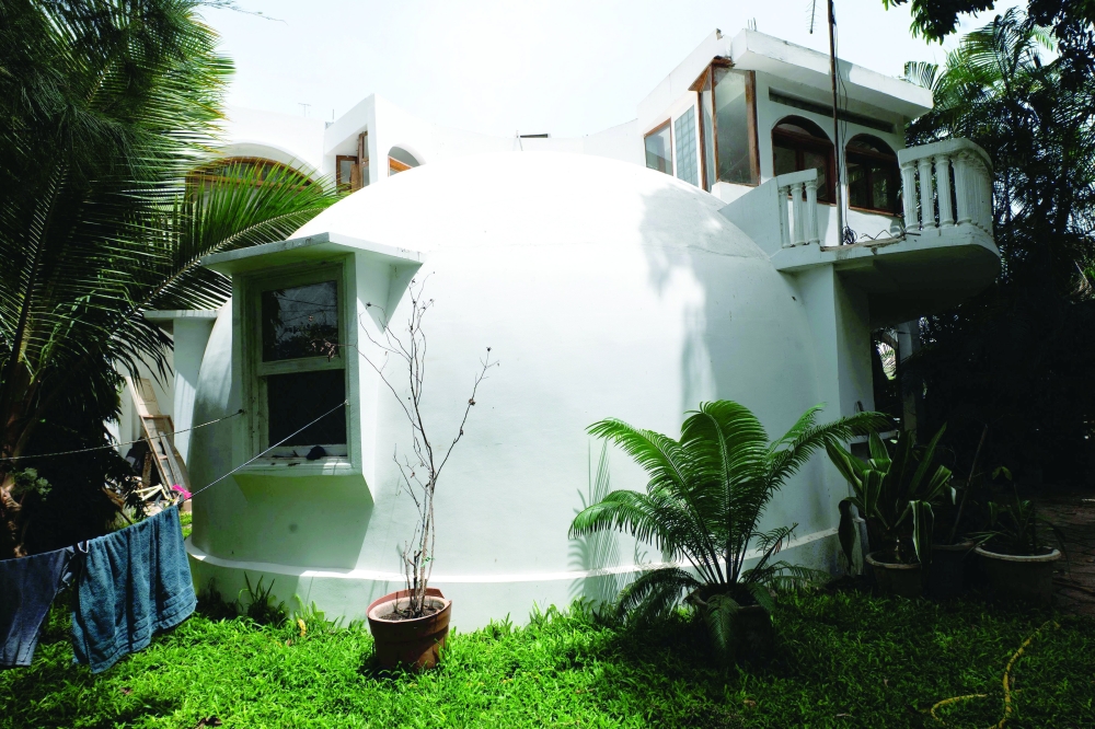 In Senegal, the last of Dakar's 'bubble homes' at risk