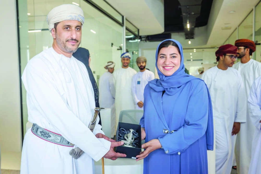 Mohammed bin Sulaiman al Kindi with Halima bint Rashid al Zariyah