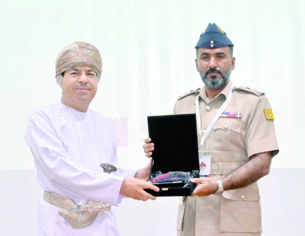 The event was held under the auspices of Dr Said Hamad al Rubaii, President of the University of Technology and Applied Sciences. — ONA